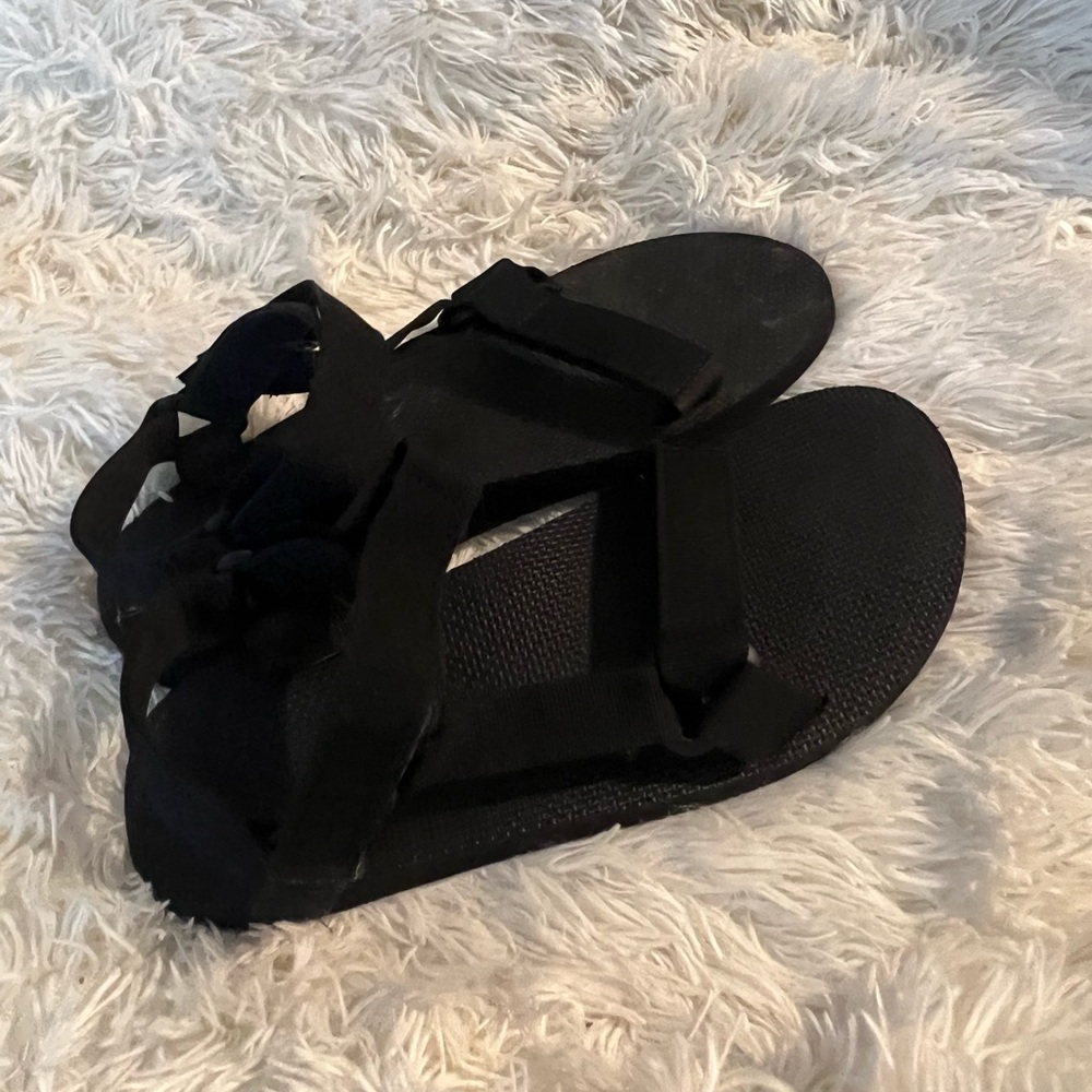 Black Teva Sandals